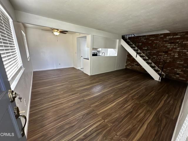 Detail Gallery Image 3 of 14 For 1177 Saratoga Ave, Ventura,  CA 93003 - 2 Beds | 1 Baths