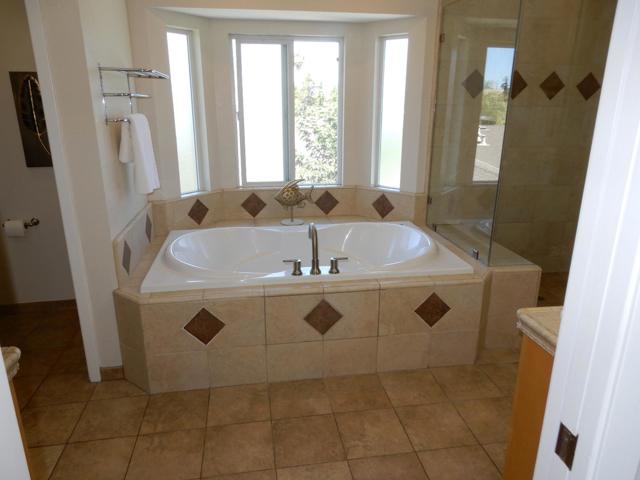 4604 Royal Forest Court, San Jose CA: https://media.crmls.org/mediaz/3e42325a-4fa0-449a-ba94-3be903baf8c6.jpg
