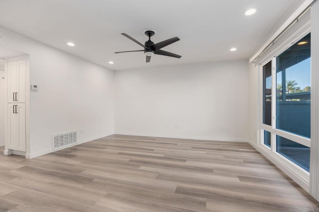 1817 Grand Avenue - photo 6