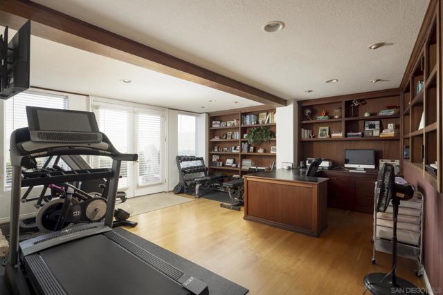 29531 Gordon Hill Road, Valley Center CA: https://media.crmls.org/mediaz/3e42468a-1815-4e97-961b-092b86c0f5f6.jpg