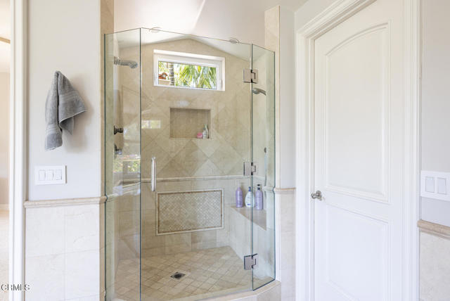 20 Via Terrasol, Camarillo CA: https://media.crmls.org/mediaz/3e4411ff-32ec-48e1-bc5d-a46000f5e596.jpg