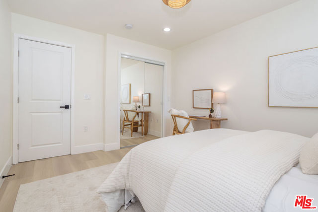 22250 Strathern Street, Canoga Park CA: https://media.crmls.org/mediaz/3e4432d4-f117-44ee-9f50-dda3f16dc405.jpg