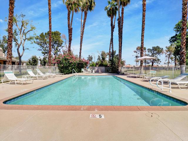 35738 Calle Montigo, Cathedral City CA: https://media.crmls.org/mediaz/3e44ed2c-f823-4a29-bee0-933efb52e0db.jpg