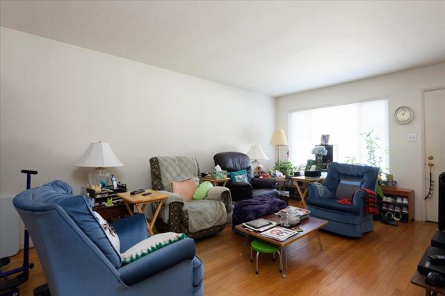 1931 Palm Avenue, San Mateo CA: https://media.crmls.org/mediaz/3e44f367-100d-4af9-a21c-dc72c5972a7c.jpg