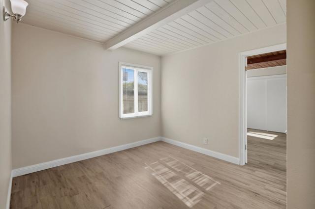 957 Oakwood Avenue, Vallejo CA: https://media.crmls.org/mediaz/3e461650-46fc-457f-98d7-7f3edb0f0029.jpg