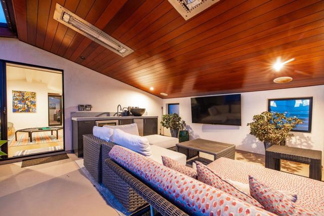 Detail Gallery Image 71 of 72 For 119 41st St, Newport Beach,  CA 92663 - 3 Beds | 5 Baths