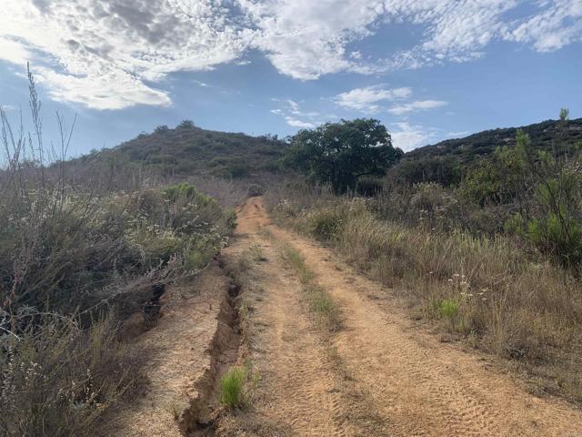Detail Gallery Image 3 of 9 For 17484 Rockwood Rd, Escondido,  CA 92027 - – Beds | – Baths