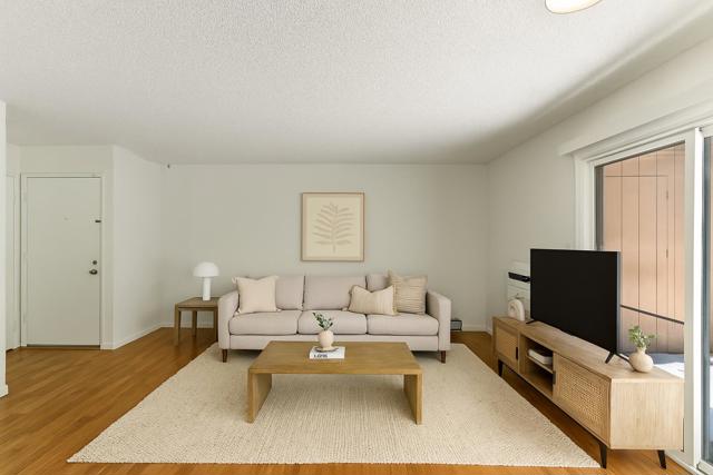 38623 Cherry Lane, Fremont CA: https://media.crmls.org/mediaz/3e480173-46b2-453c-b679-118f1fef6ed0.jpg