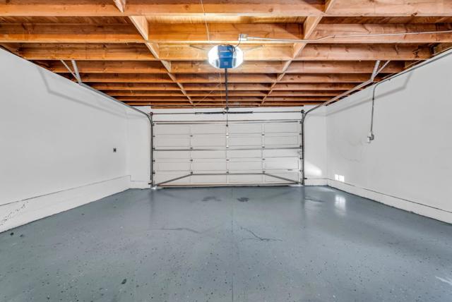 6 Whitecliff Court, San Mateo CA: https://media.crmls.org/mediaz/3e4816b4-223a-4c72-ac6e-06166206b08c.jpg