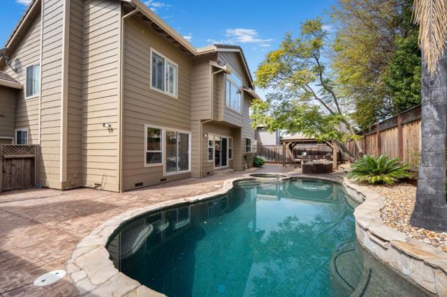 17440 Calle Mazatan, Morgan Hill CA: https://media.crmls.org/mediaz/3e483356-c37a-48d0-9594-3524283123e6.jpg