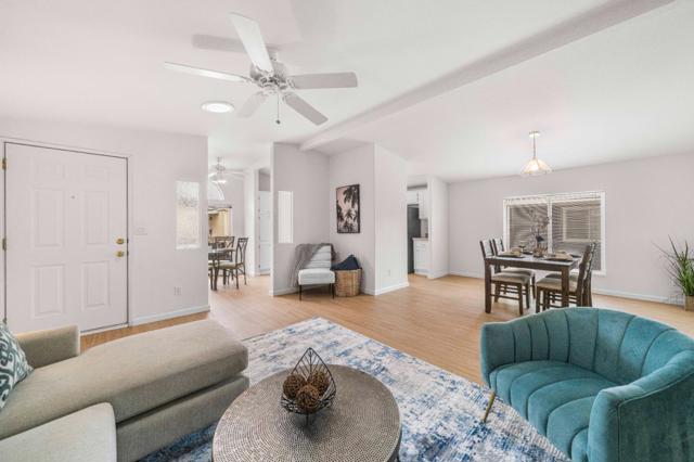 3 Lighthouse Road, Half Moon Bay CA: https://media.crmls.org/mediaz/3e485472-4dd3-43f7-91a3-280ff492ed89.jpg