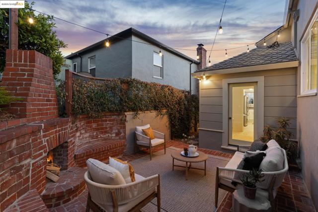 Image 56 of 58 For 2700 Alida St
