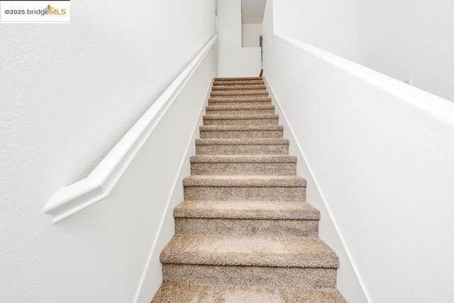 745 Bluestone Dr, Stockton CA: https://media.crmls.org/mediaz/3e489a24-beb5-4288-b7d6-1f3b84eab07a.jpg