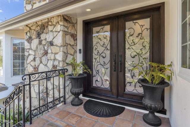 Detail Gallery Image 4 of 60 For 1840 Fern Ln, Glendale,  CA 91208 - 3 Beds | 3/1 Baths