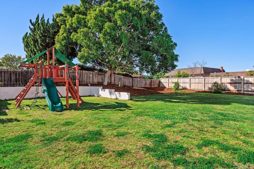 4185 Combe Way - photo 19