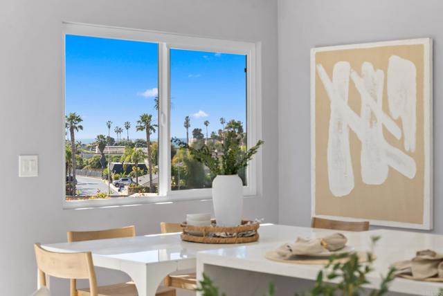 Detail Gallery Image 12 of 41 For 1413 La Salina St, Oceanside,  CA 92054 - 3 Beds | 2 Baths