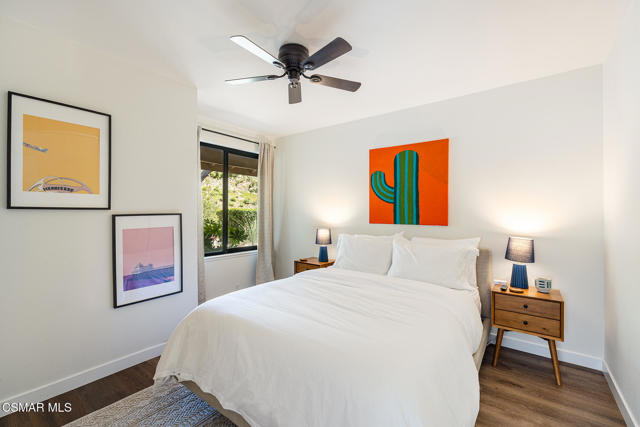 1932 Summer Cloud Drive, Thousand Oaks CA: https://media.crmls.org/mediaz/3e4a340a-8e3e-4729-b160-de1e45d90743.jpg