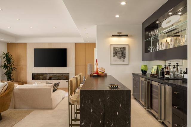 7888 Muirfield Way, Rancho Santa Fe CA: https://media.crmls.org/mediaz/3e4af57b-6554-455b-8505-d4a3c8e66c5a.jpg