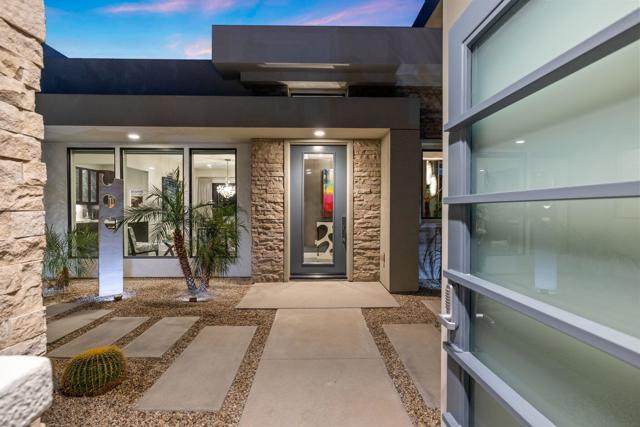 23 Emerald Court, Rancho Mirage CA: https://media.crmls.org/mediaz/3e4c87eb-cea3-4d68-9f26-8d3d1b8ed13c.jpg