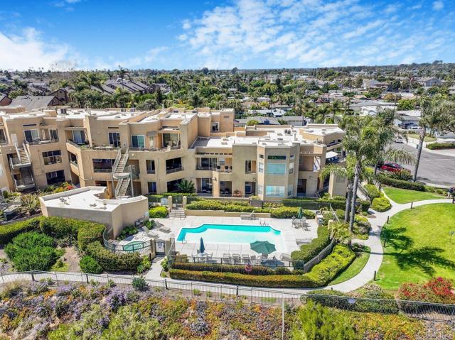Detail Gallery Image 28 of 34 For 4021 Canario St #235,  Carlsbad,  CA 92008 - 3 Beds | 3 Baths