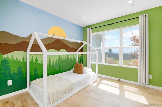 1129 Bonita Dr, Encinitas CA: https://media.crmls.org/mediaz/3e4cfe32-b3de-49a1-8447-53035ccb2162.jpg