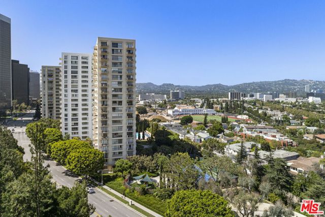 2170 Century Park East, Los Angeles CA: https://media.crmls.org/mediaz/3e4d8e3e-91d4-42d6-a2c8-da8a82a21558.jpg