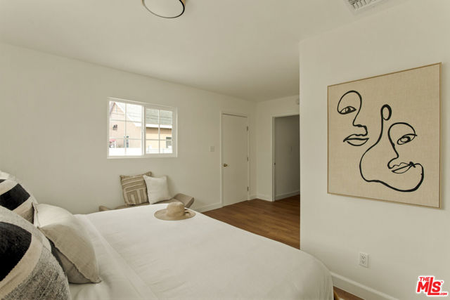 523 Simmons Avenue photo 17