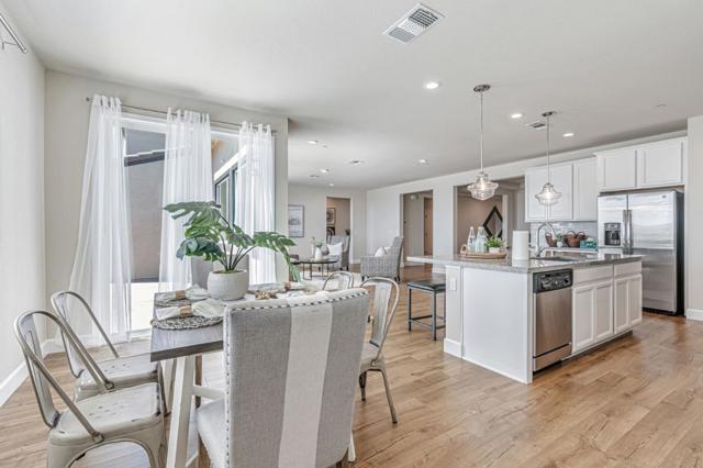 4563 BENTON ST, Antioch CA: https://media.crmls.org/mediaz/3e4dbeed-e569-407e-adba-14012f067ae9.jpg