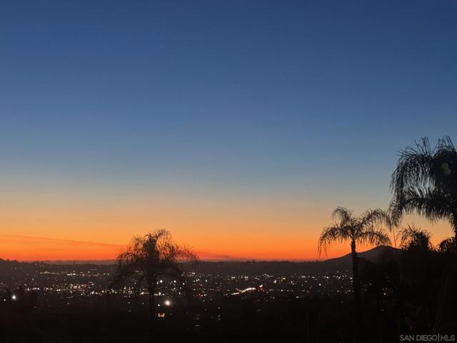 836 Camelot Pkwy, El Cajon CA: https://media.crmls.org/mediaz/3e4e326d-ceaa-448b-80ec-fd3d8ae0b11f.jpg