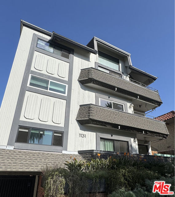 1131 12th Street, 104 photo 1