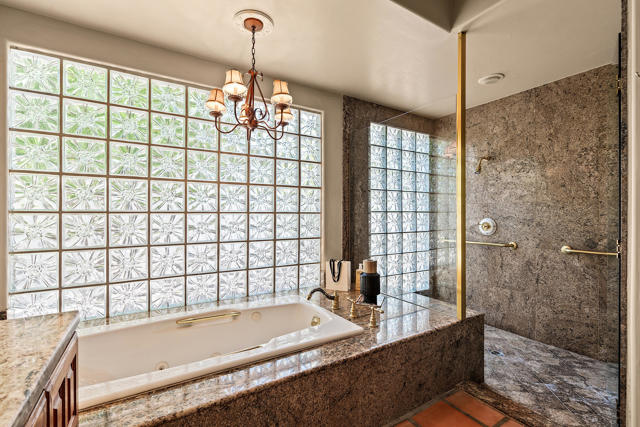 77175 Avenida Arteaga, La Quinta CA: https://media.crmls.org/mediaz/3e4e59d6-7258-4938-9edf-cea54bd07a63.jpg