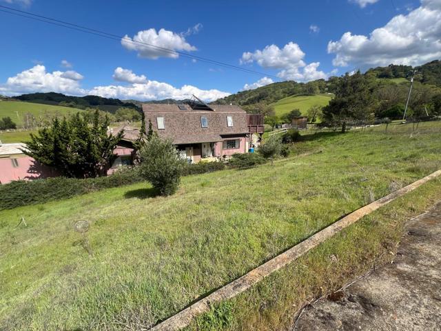 5390 Little Uvas Road, Morgan Hill CA: https://media.crmls.org/mediaz/3e4fec72-4b68-4825-88fc-3d3ab23b6f31.jpg