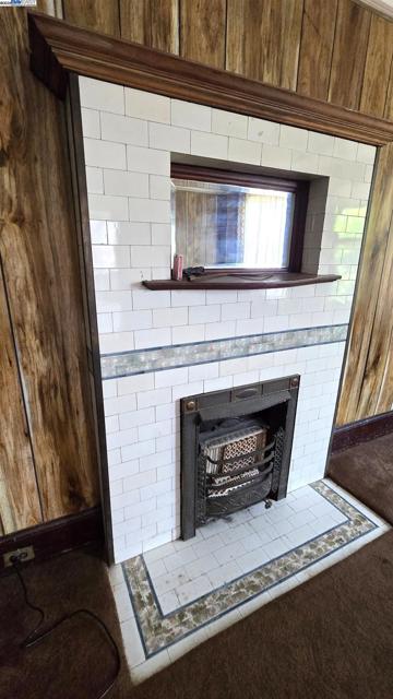 3020 E. 19th st, Oakland CA: https://media.crmls.org/mediaz/3e50ca3c-c5c2-4a36-97b0-f63095fd479e.jpg