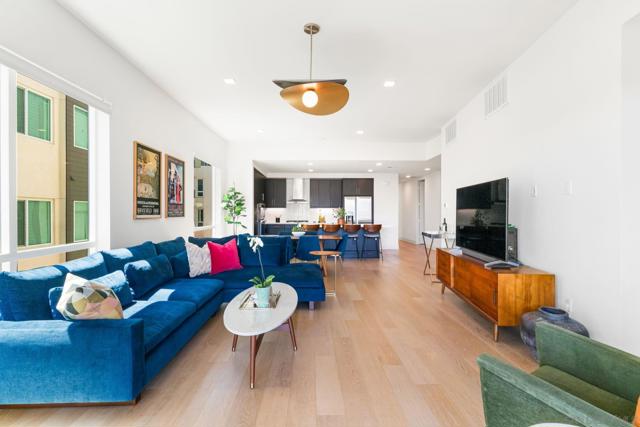 2400 Community Ln, San Diego CA: https://media.crmls.org/mediaz/3e5163c2-7f23-4151-9aca-996b5bec8b44.jpg