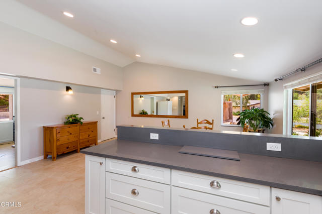 Detail Gallery Image 14 of 34 For 1116 Rexford Pl, Thousand Oaks,  CA 91360 - 3 Beds | 2 Baths