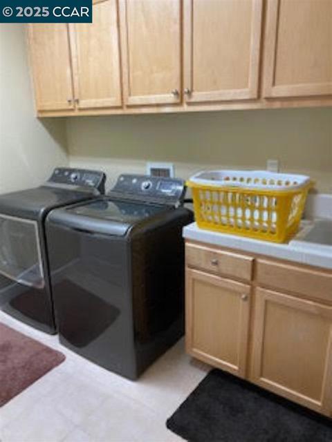 626 Karina Ct, San Ramon CA: https://media.crmls.org/mediaz/3e521498-1dc8-48d6-aebb-61c6e27af5b8.jpg