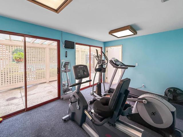 443 Alberto Way, Los Gatos CA: https://media.crmls.org/mediaz/3e521f0e-c95b-4ac5-8ac4-65824a62abd2.jpg