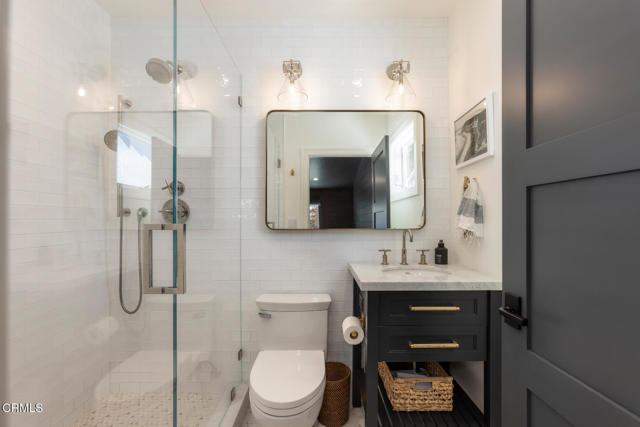 4435 Encinas Drive, La Canada Flintridge CA: https://media.crmls.org/mediaz/3e522d48-9cb2-44a7-bb29-243c415b7282.jpg