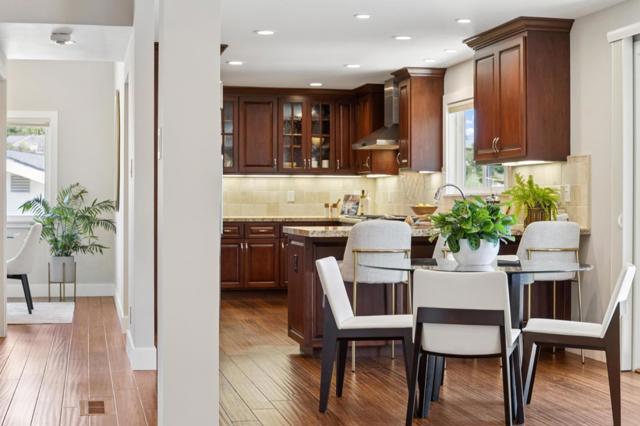 1647 Overland Drive, San Mateo CA: https://media.crmls.org/mediaz/3e526fba-6be6-4489-b8a9-b960af393168.jpg
