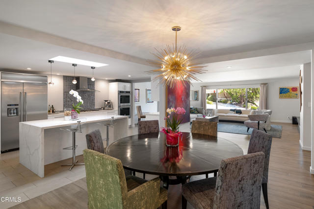 3351 Country Club Drive, Glendale CA: https://media.crmls.org/mediaz/3e537c71-7228-4ccd-a6bc-55c0e27fc195.jpg