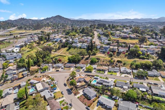 3649 NIBLICK DRIVE, La Mesa CA: https://media.crmls.org/mediaz/3e53f9d6-7caf-44a2-b01e-3af3ac5af1fb.jpg