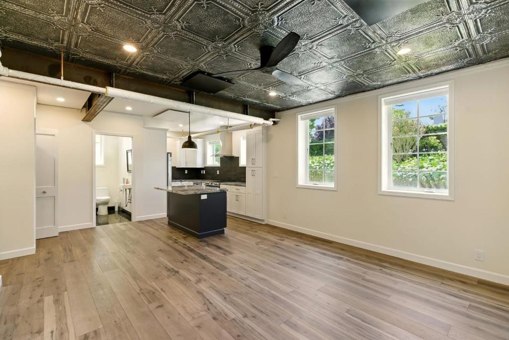 212 Eaton Road #1