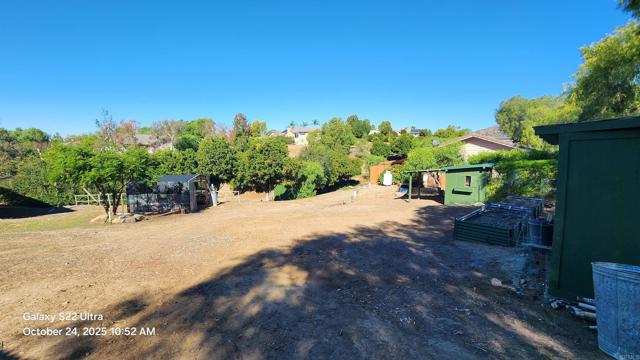 Detail Gallery Image 6 of 12 For 351 Sheila Ln, Fallbrook,  CA 92028 - 3 Beds | 2 Baths