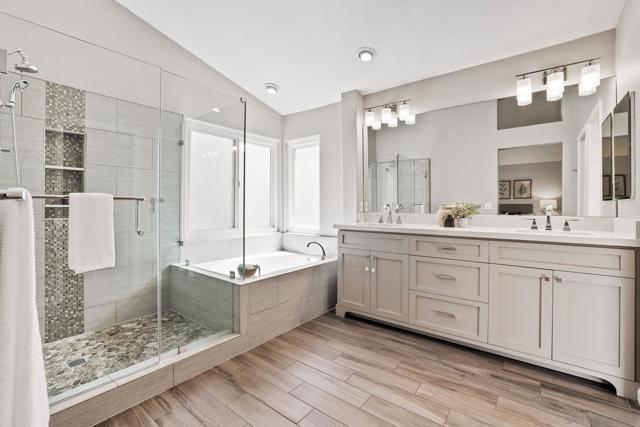 1187 Avenida Azul, San Marcos CA: https://media.crmls.org/mediaz/3e56c626-c300-4961-bd08-e213510c8137.jpg