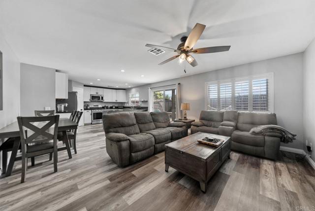 1482 Ridgeline Court, San Diego CA: https://media.crmls.org/mediaz/3e57078d-889c-4d48-817c-4218b4e9c41a.jpg