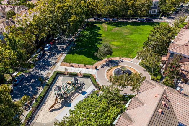427 Nicholas Drive, Mountain View CA: https://media.crmls.org/mediaz/3e588c2e-854a-4e05-9b7a-97ef96d41c9d.jpg