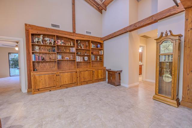 Detail Gallery Image 11 of 45 For 32202 Taupa Way, Pauma Valley,  CA 92061 - 3 Beds | 3 Baths