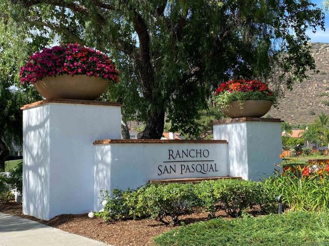 3136 Ferncreek Ln., Escondido CA: https://media.crmls.org/mediaz/3e5907ee-6403-497e-9857-de011035fe88.jpg