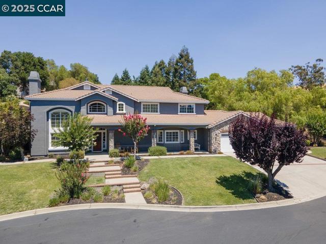 825 Bertram St, Walnut Creek CA: https://media.crmls.org/mediaz/3e592120-4af4-4567-87bb-2740ad72eece.jpg