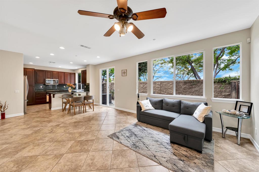 10512 Hollingsworth Way - photo 11